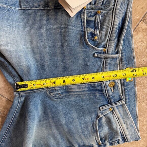 NEW Mother The Weekender Fray Mid Rise FIare Jeans Size 29 Glow Up Blue Denim - Picture 14 of 16